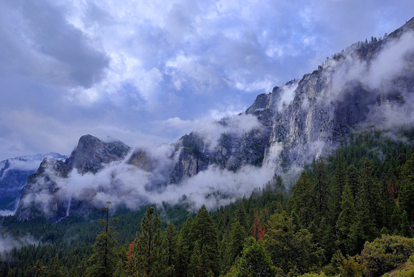 Yosemite Valley Clouds & Fog